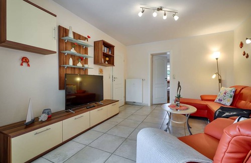 Zingst Apartment | Family-Friendly Stay at Ferienwohnung Visby 2 with Kitchen