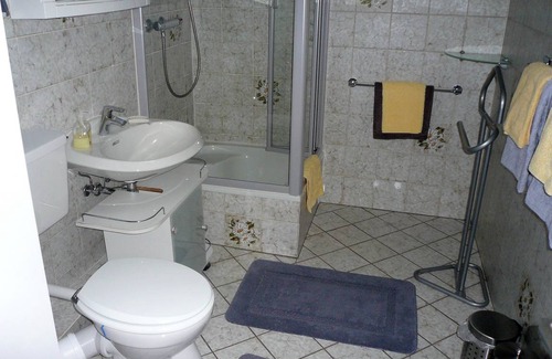 Winkel Apartment | Spacious 2-Bedroom Apartment with Kitchen & Breakfast Included