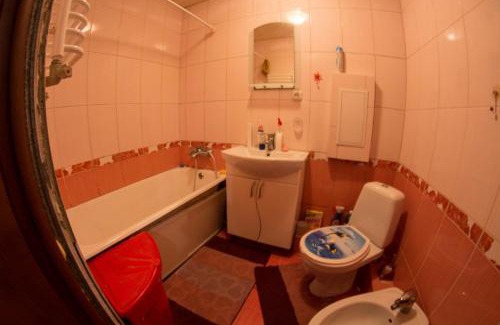 Kirovograd Apartment | Family-Friendly Stay at 58 вулиця Яновського with Kitchen