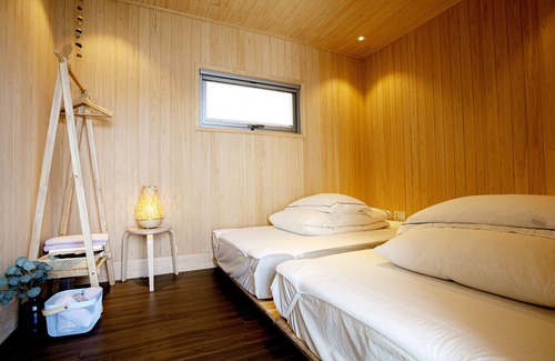 Namhae Bed & Breakfast | Discover 591 11: Family-Friendly Retreat with Pool & Hot Tub