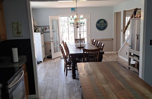Wedowee House | Lakefront Escape: 5bd Home with Dock, Perfect for Families