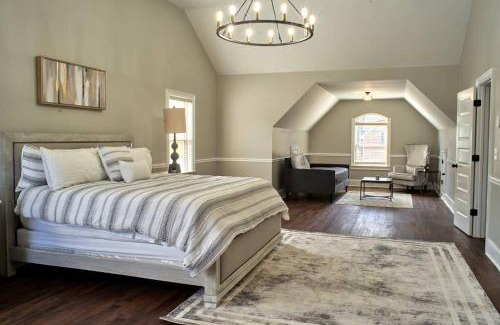 Grovetown House | Ideal Family Retreat: Pet-Friendly 5BR Near Eisenhower