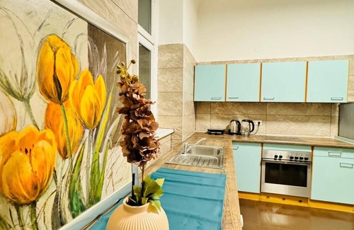 Liesing Apartment | 5BR Apt For 10 Walk to Kaufpark Alterlaa