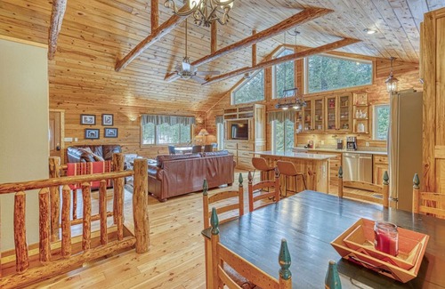 Whitefish House | Guest Rated 10/10: Family Getaway Near Ski Resort & Glacier Park