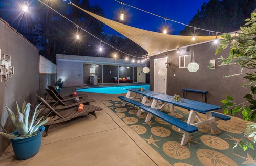 NoHo Arts District House | Experience Fun in the Sun with Pool & BBQ at NoHo!