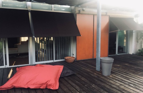 Carbon-Blanc House | Convenient Stay Just 5M from Bordeaux Streetcar & Ocean