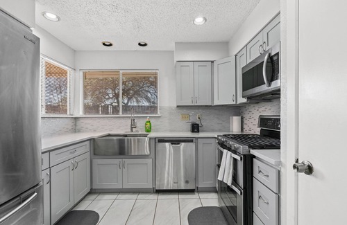 Milwood House | Convenient Stay Near Apple/Domain & Downtown Austin