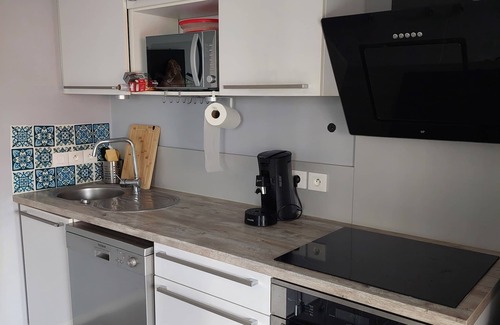 Behobie Condo | Modern Apartment with Ocean View - Rated 9.8 Near Ciboure