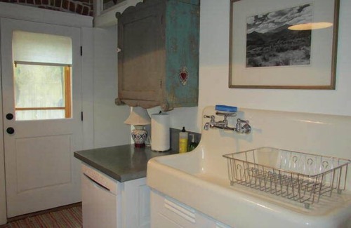 Salida Condo | Historic 5th and D Rowhouse with Pool & Enclosed Yard