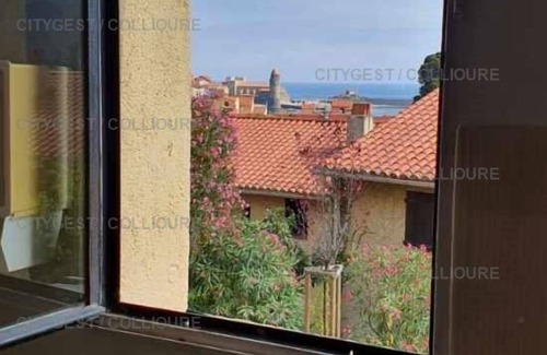 Collioure Apartment | Beachfront Apartment with Open View and Spa Amenities
