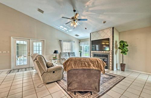 Fellowship House | Tranquil 6-Acre Retreat Near WEC & HITS with Pool