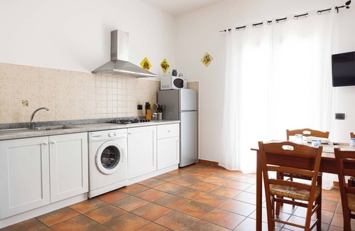 Alcamo Marina Villa | Spacious Beachside Apartments for Up to 22 Guests
