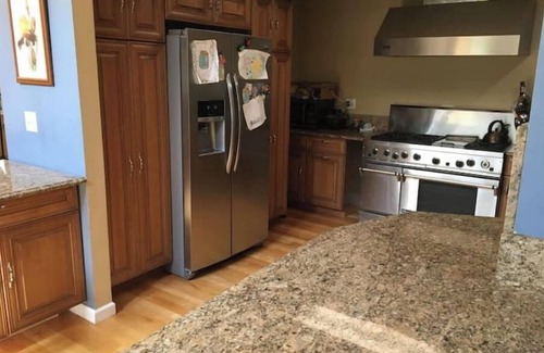 West Chicago House | Spacious Spring Retreat with Hot Tub & Fireplace, Rated 10/10