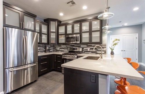 Moab South Valley House | Spacious 6 Bedroom Suites with Pool & Spa for Big Groups