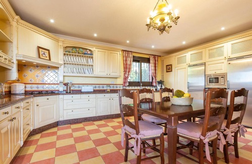 Marbella House | 6 bedroom awesome home in Marbella