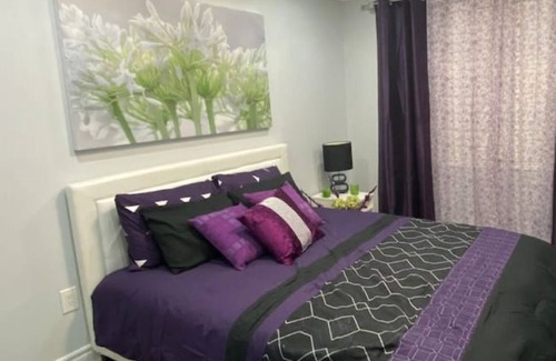 Malvern House | Spacious 6 Bedroom House in Ajax with Family-Friendly Amenities