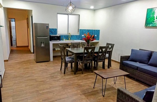 Barrio Dora House | 6-bedroom house with an amazing Volcano's view, near of la fortuna downtown.