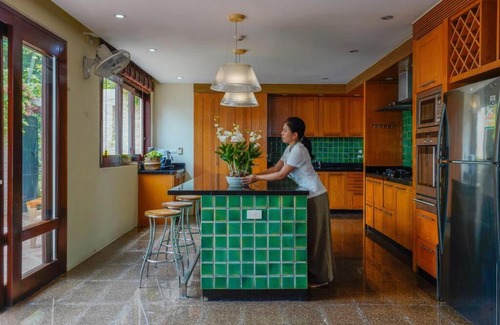 Mae Nam House | Elegant 6 Bedroom Villa with Pool in Exclusive Resort