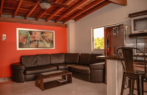 El Poblado Apartment | Stunning 6 Bedroom Penthouse with Hot Tubs & Amazing Views