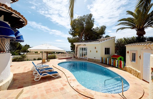 Moravit Villa | Exceptional Seaview Retreat with Pool and Summer Kitchen