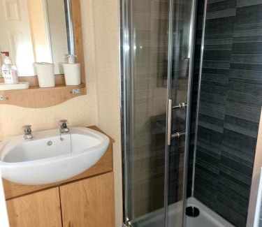 Ingoldmells House | Family-Friendly 6 Berth Caravan at The Grange Ingoldmells