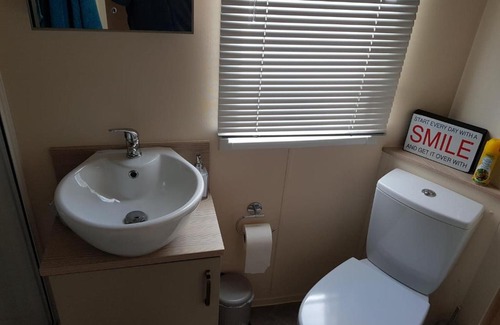 Chapel Saint Leonards Other | Family-Friendly 6 Berth Caravan with Pool & Ocean Views