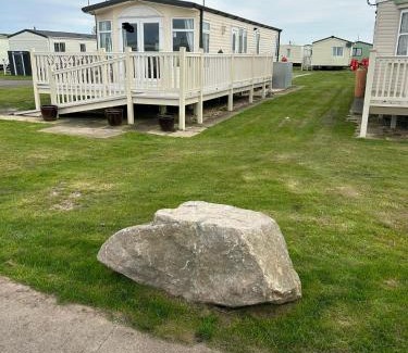Ingoldmells Apartment | Accessible 6 Berth Ingoldmells The Grange with Family-Friendly Amenities