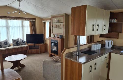 Ingoldmells Apartment | Pet-Friendly Retreat: 6 Berth The Wolds Ingoldmells