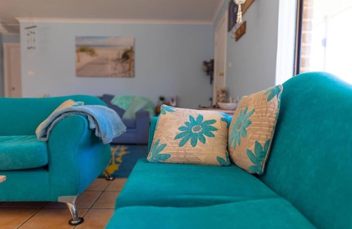 Carrickalinga House | Oceanfront Unit 6 at Carrickalinga Cove - Rated 9.6/10