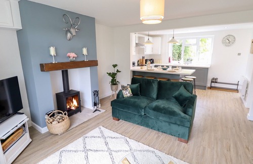 Gainsborough Cottage | Pet-Friendly 6 Hillside Cottages in Kirton-In-Lindsey