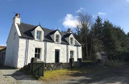 Suladale House | Explore 6 Knott: Pet & Child Friendly with Great Reviews