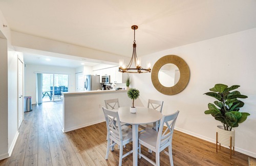 Naples Condo | Family-Friendly Naples Condo with Pool, 6 Mi from Beach