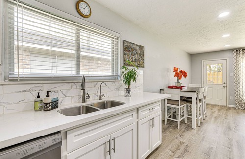 Heritage Park House | 6 Mi to Clear Lake: Family Home w/Patio & Yard