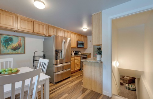 Barths House | 6 Mi to Denver: WFH-Friendly Duplex in Wheat Ridge