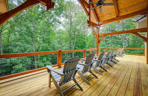 Glenville House | Glenville Retreat with Deck and Scenic Forest Views