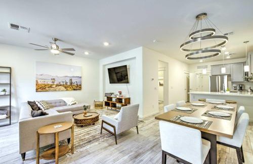 Chandler House | Modern Chandler Townhome with Pool and Hot Tub Access