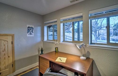 The Pinery Apartment | Peaceful Studio Suite Near Downtown Parker - Guest Rated 9.5