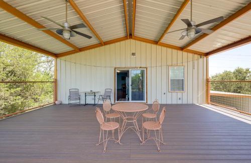 Granbury Apartment | 6 Mi to Granbury City Beach Park Apt with Veranda!