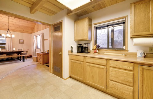Pla-Vada Woodlands Cabin | Discover Soda Springs Cabin: 6 Miles to Sugar Bowl Resort!