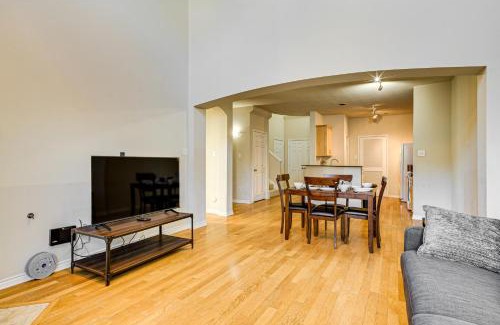 Spring Creek House | 6 Mi to Texas AandM Home with Fenced-In Yard