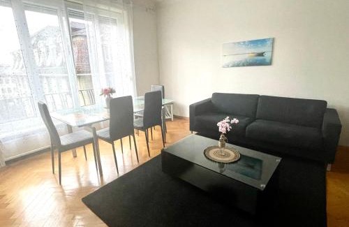 Lausanne Apartment | Conveniently Located 2-Room Apartment Near Lausanne Station