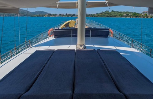 Dalyan Boat Rental | Comfortable Gulet for 6 in Göcek, Fethiye - Family Friendly