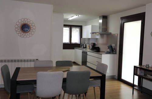 Luz-Saint-Sauveur Apartment | Spacious 6-Person Apartment with Spa & Kitchen Access