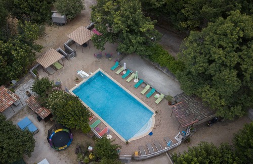 Gravieres House | Cozy 6-Person Gîte on the Scenic Garidels Estate