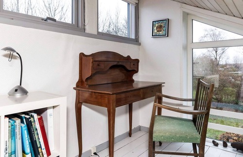 Karrebksminde House | Cozy 6-Person Holiday Home with Ocean View in Karrebæksminde