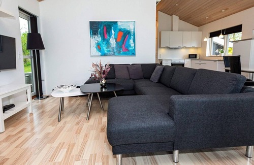 Fjerritslev House | Cozy Holiday Home for 6 in Fjerritslev with Pool & Spa