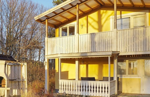 Fjallbacka House | Inviting 6-Person Holiday Home with Oceanfront Views