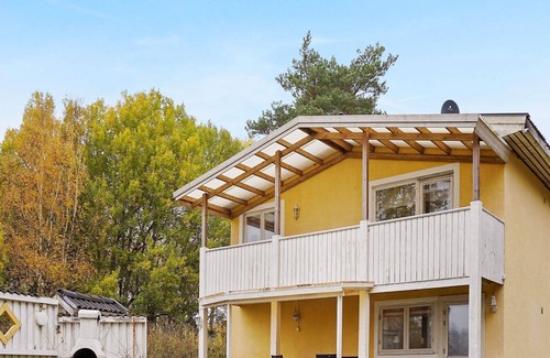 Fjallbacka House | Inviting 6-Person Holiday Home with Oceanfront Views