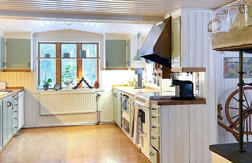 Sollebrunn House | Comfortable Holiday Home for 6 in Sollebrunn Awaits