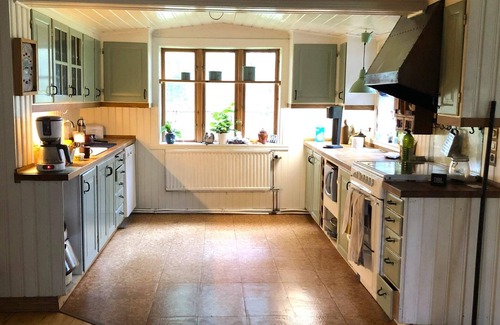 Sollebrunn House | Comfortable Holiday Home for 6 in Sollebrunn Awaits